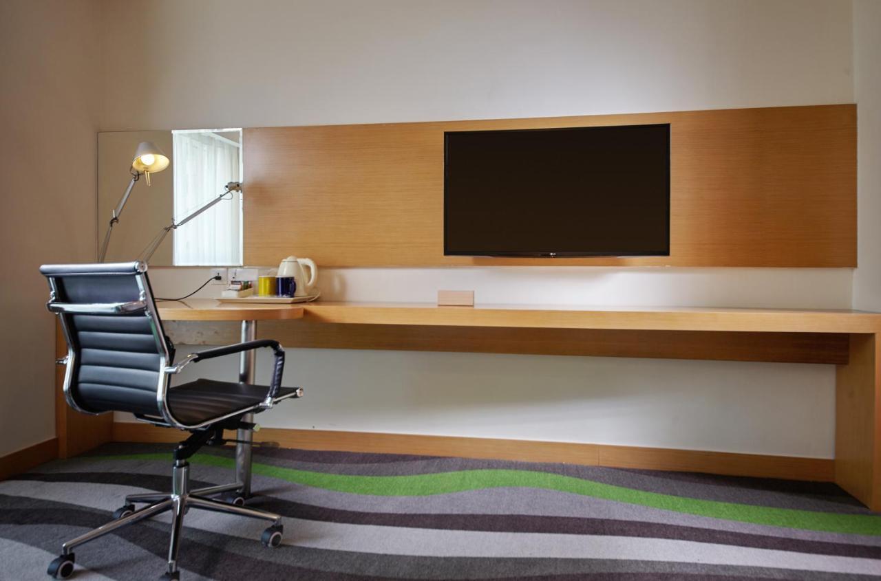 Holiday Inn Express Tangshan Downtown By Ihg Ngoại thất bức ảnh