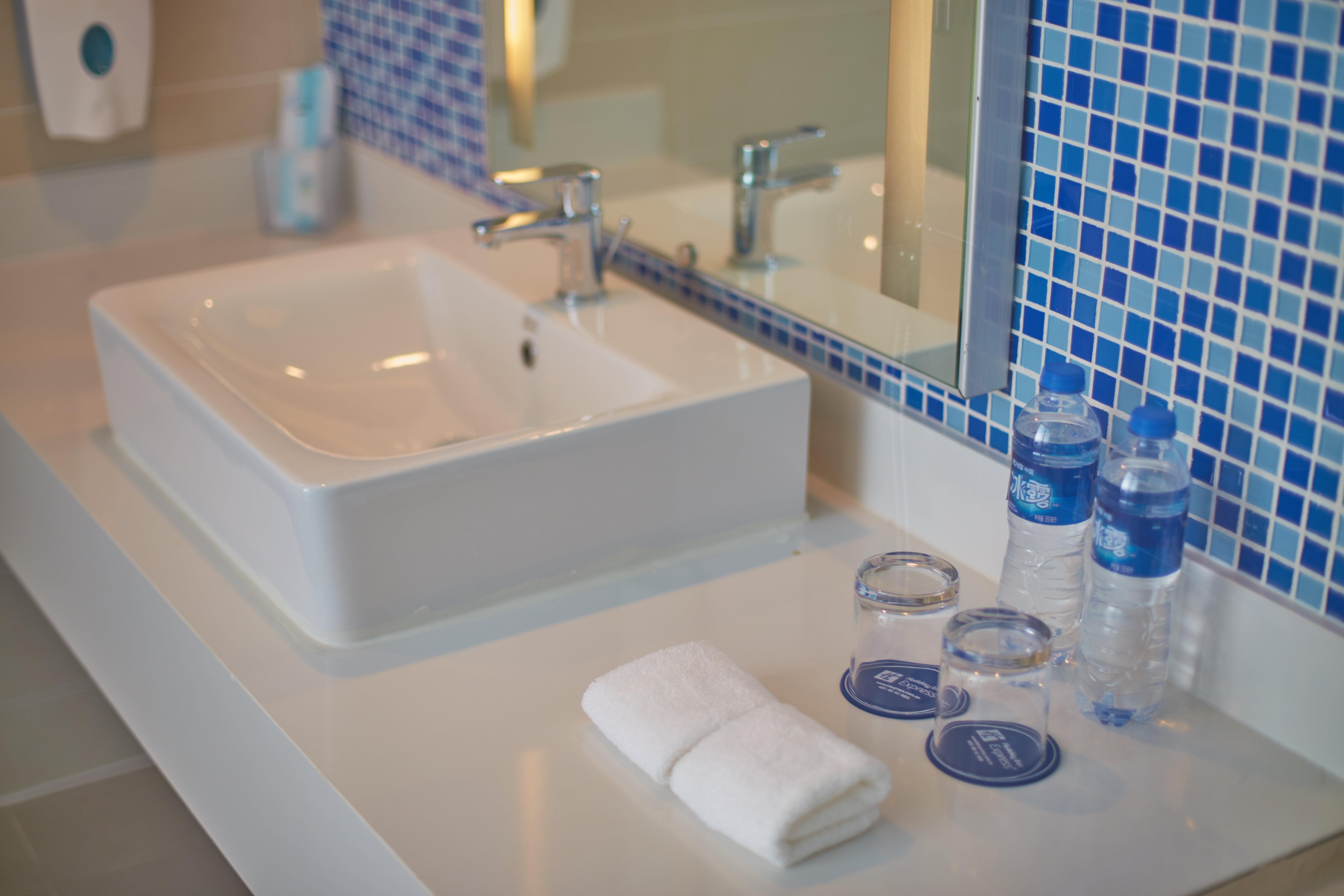 Holiday Inn Express Tangshan Downtown By Ihg Ngoại thất bức ảnh