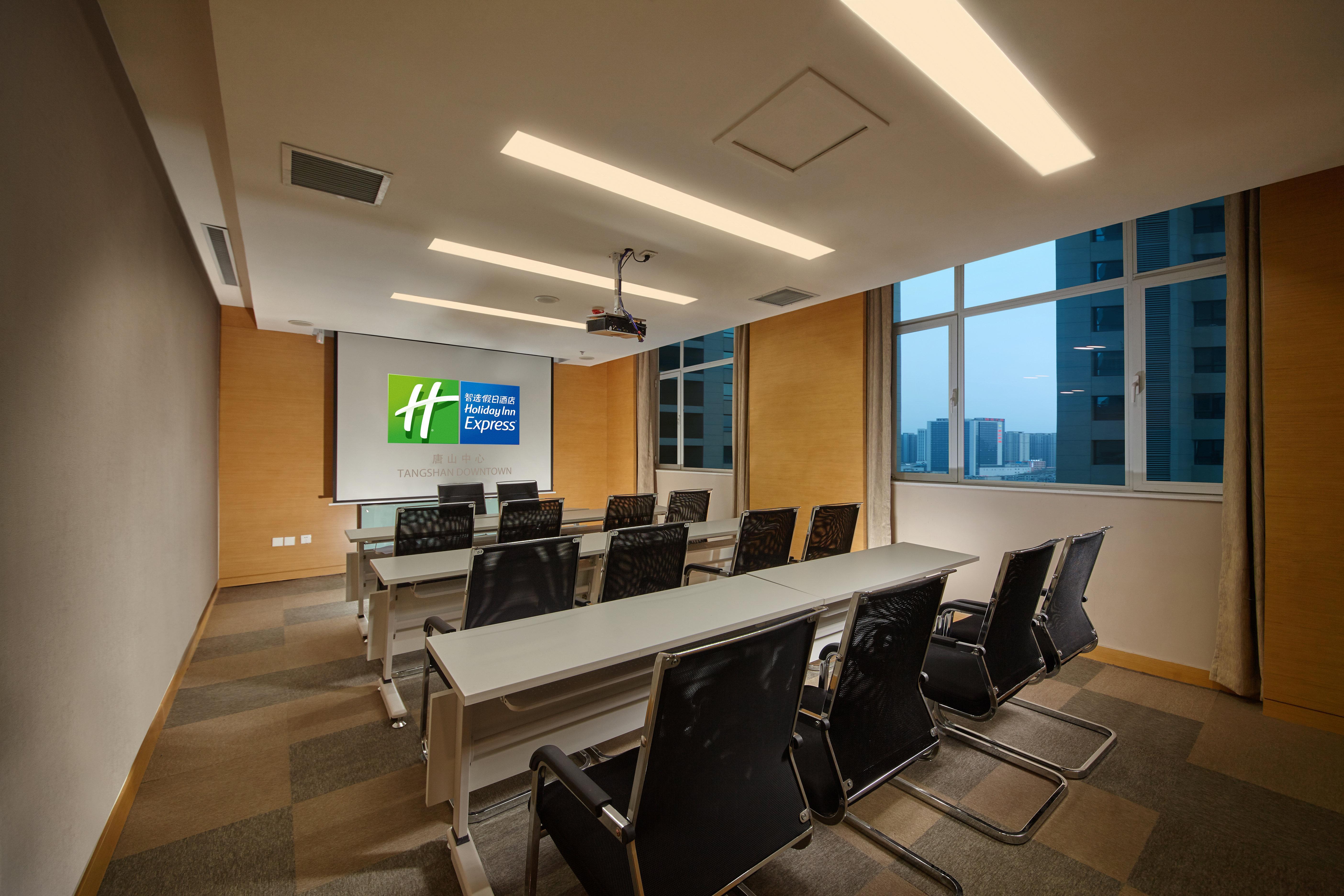Holiday Inn Express Tangshan Downtown By Ihg Ngoại thất bức ảnh