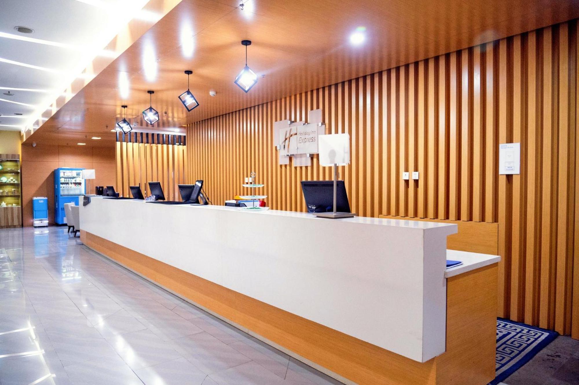 Holiday Inn Express Tangshan Downtown By Ihg Ngoại thất bức ảnh